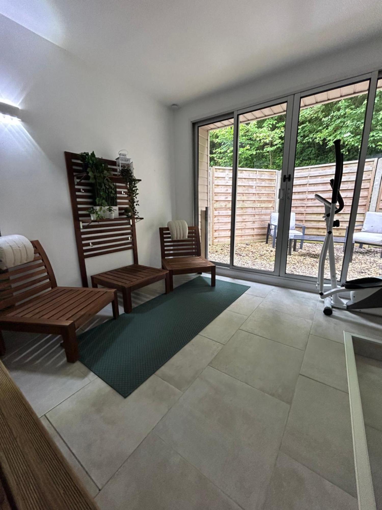 Loft And Spa Les Preaux Eksteriør billede